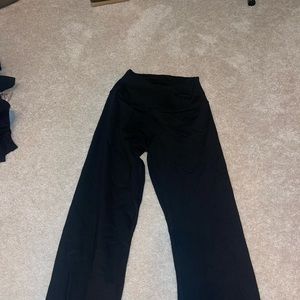 Black V cut Yoga Pants!